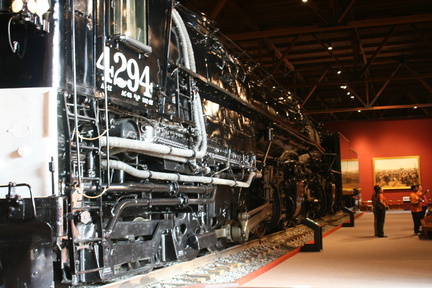 This locomotive is HUGE! It's impossible to photograph nicely asit sits in a long, narrow, dark hall, and it's painted black.